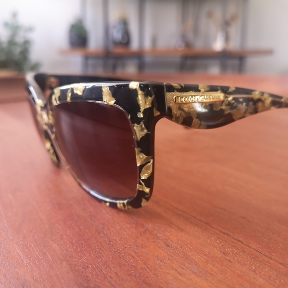 Dolce & Gabbana Sunglasses - Picture 2 of 9